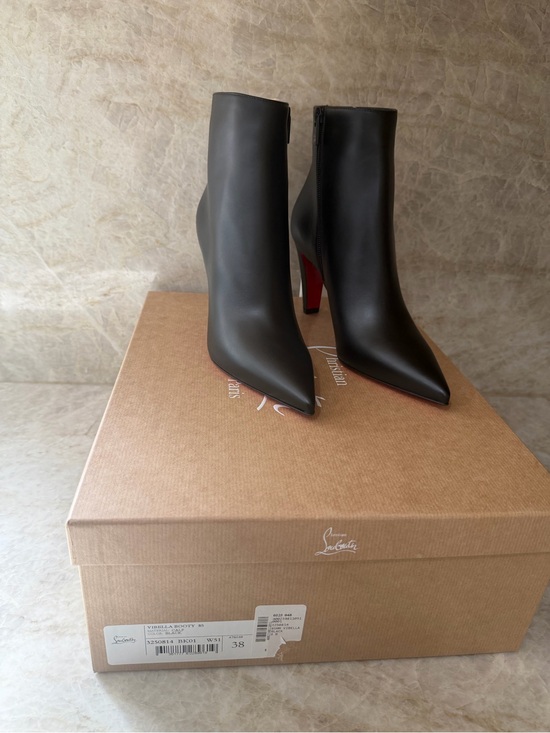 Christian Louboutin Shoes - Christian Louboutin Vibella booty 85